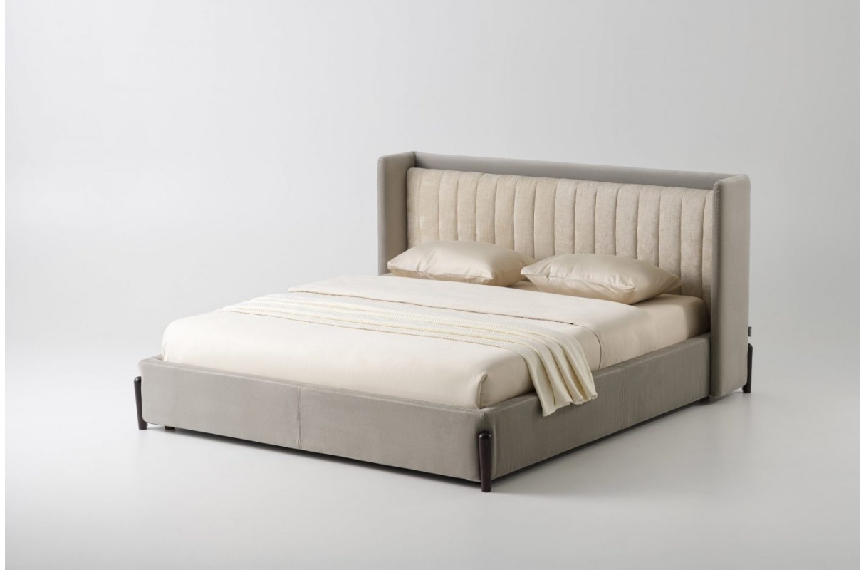 Voodi Shannon pesukastiga