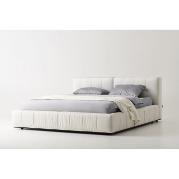 Voodi Dublin pesukastiga