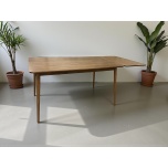 Pikendatav söögilaud EKHOLM tamm/rustic peits 140(240)cm